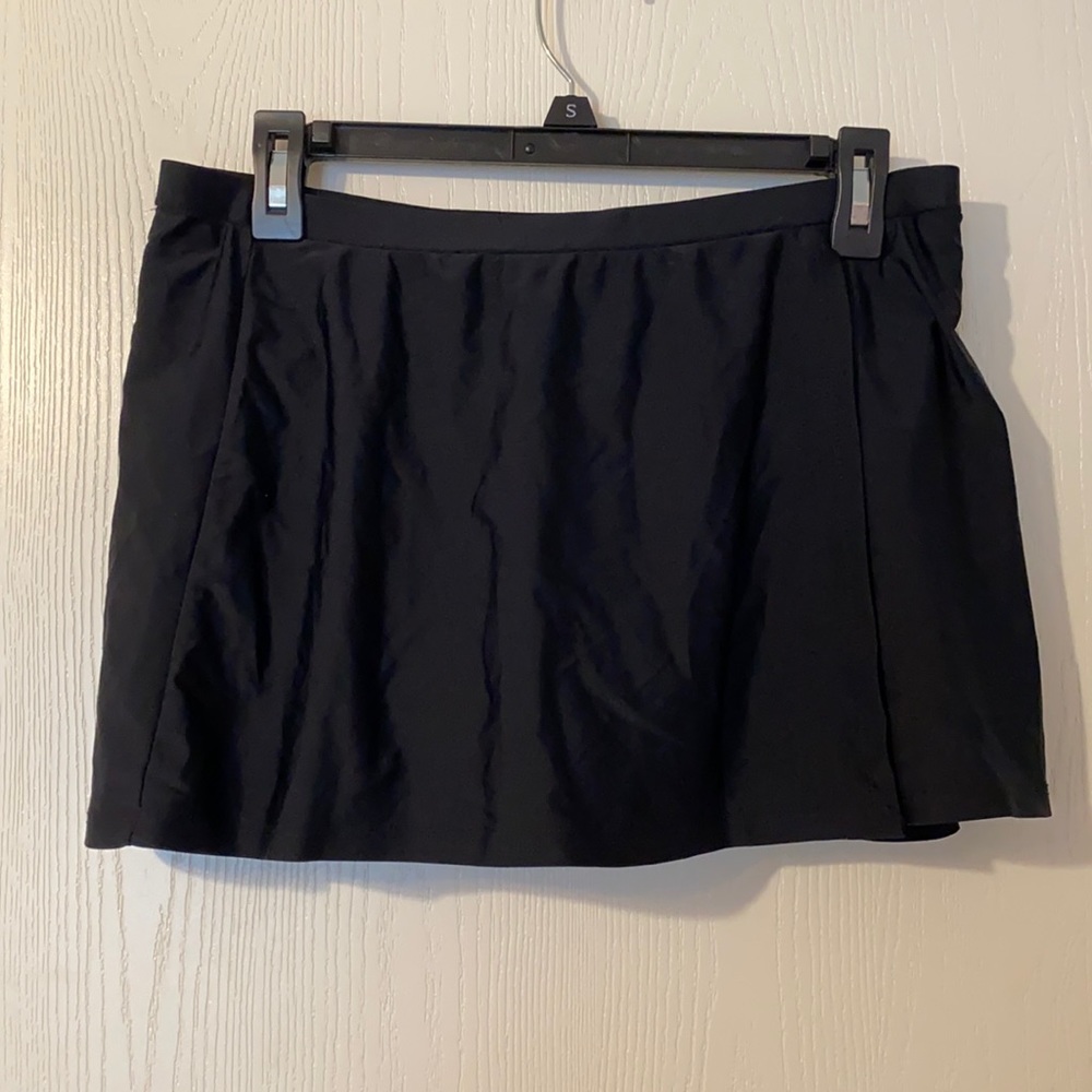 Swim skirt